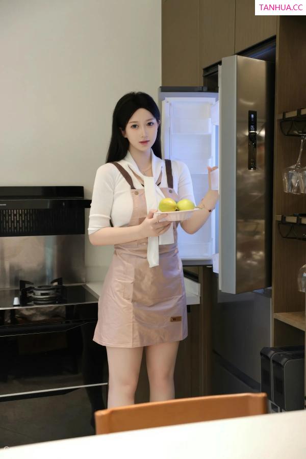   [XiuRen]高清写真图 2026.01.08 No.11207 奶思兔 黑色情趣内衣第10张图片